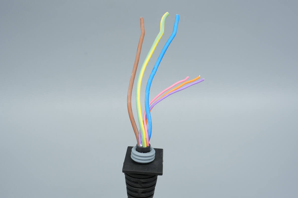 Teardown of Lincoln 1760W Portable EV Charger-Chargerlab