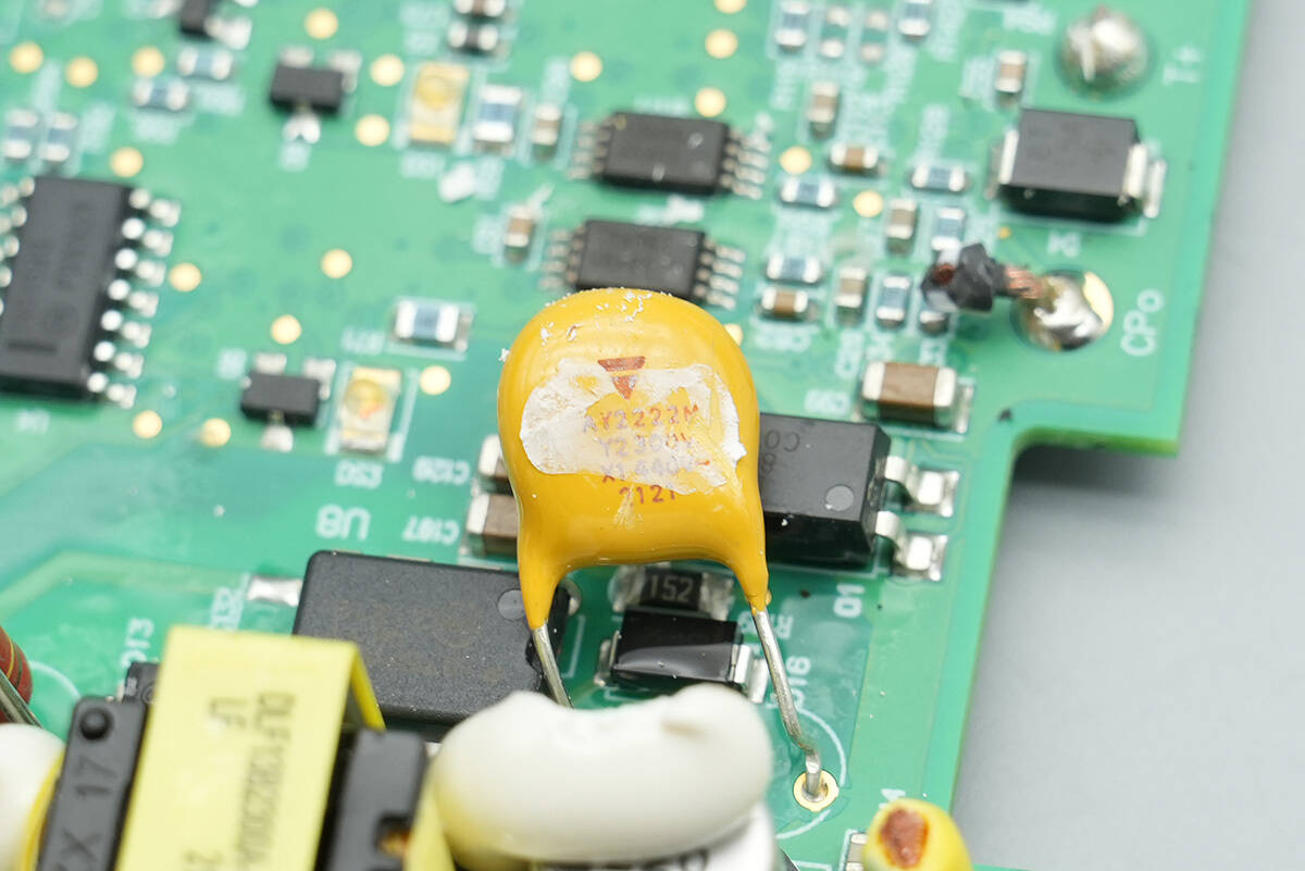 Teardown of Lincoln 1760W Portable EV Charger-Chargerlab