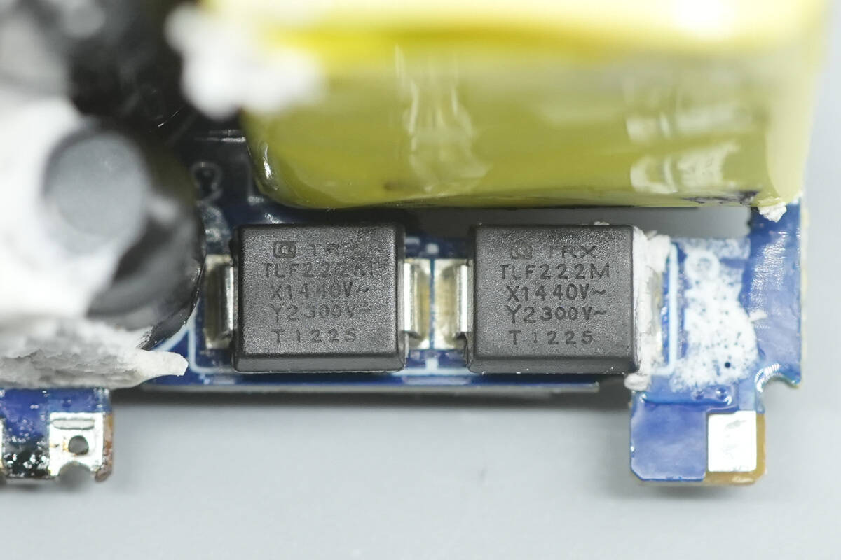 Teardown of UGREEN Nexode Air 45W GaN Charger (X840)-Chargerlab