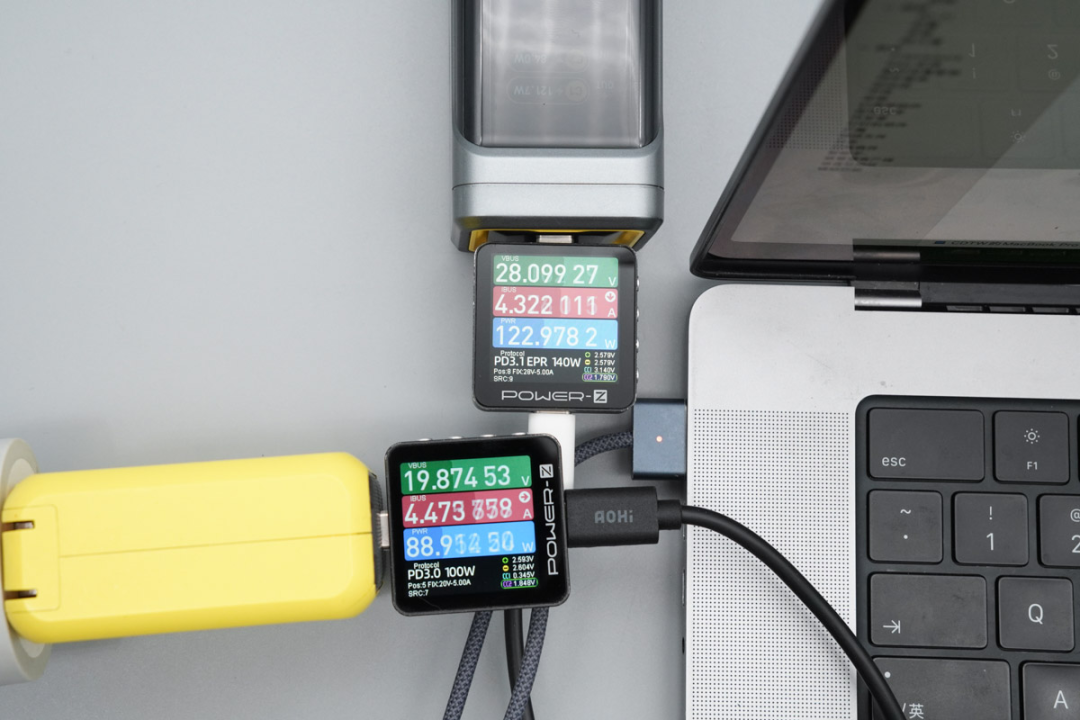 ChargerLAB POWER-Z KM003C Tests Power Bank Pass-Through Charging Performance (with Tutorial)-Chargerlab