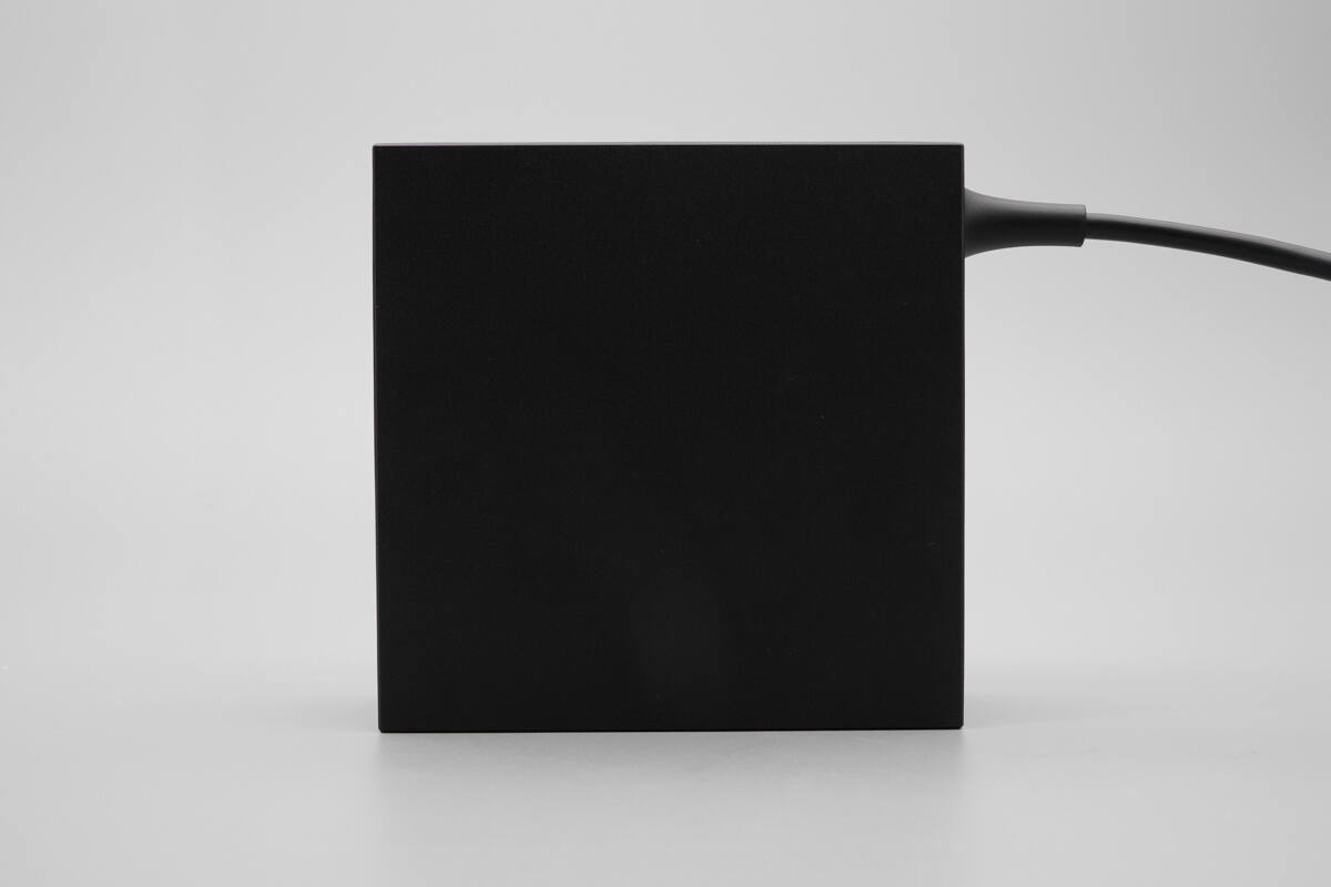 Teardown of NVIDIA DGX Spark 4TB-Chargerlab