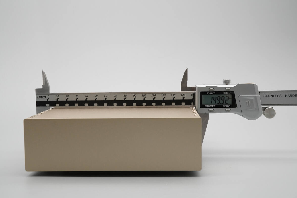 Teardown of NVIDIA DGX Spark 4TB-Chargerlab