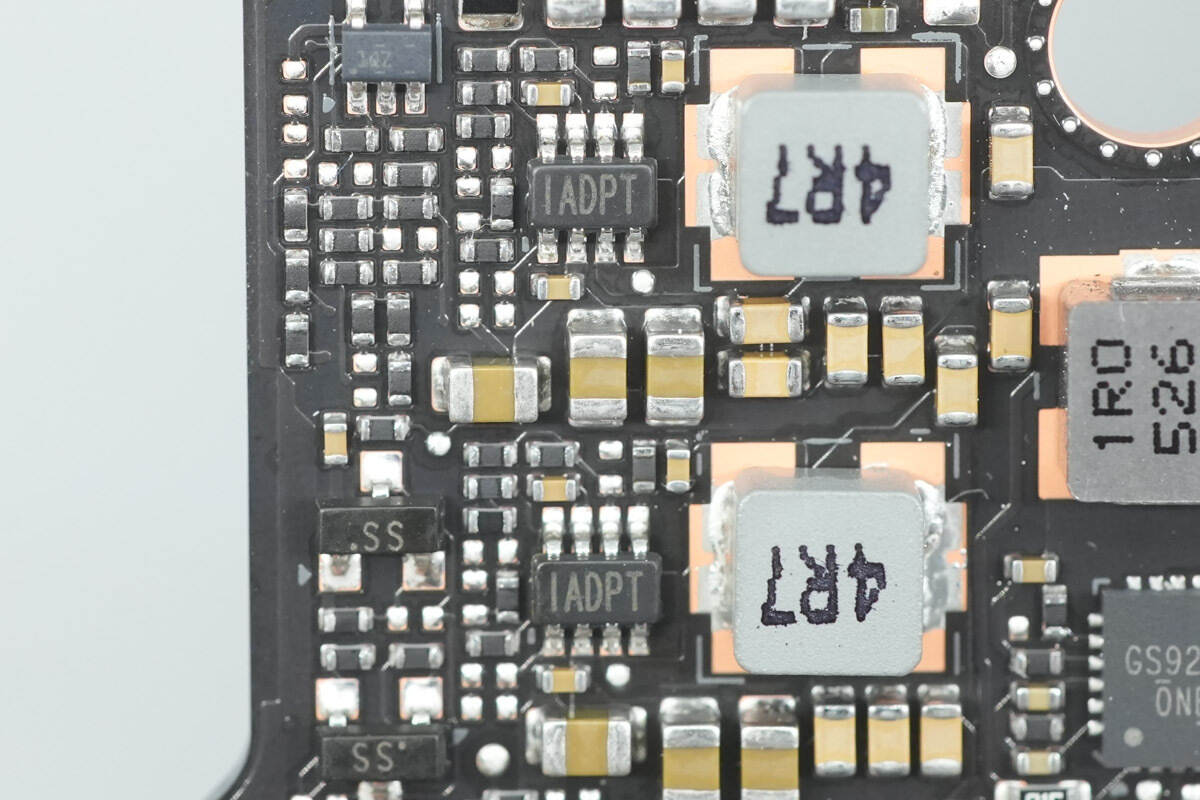 Teardown of NVIDIA DGX Spark 4TB-Chargerlab