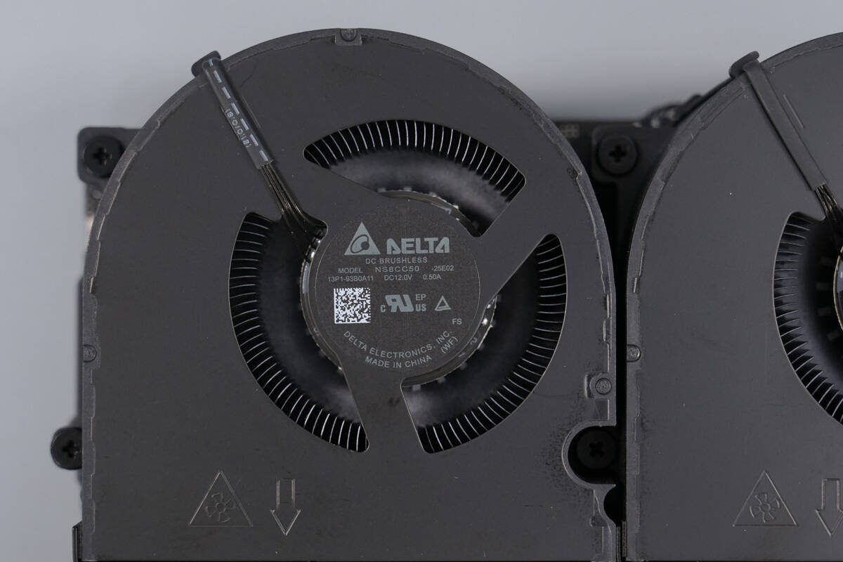 Teardown of NVIDIA DGX Spark 4TB-Chargerlab