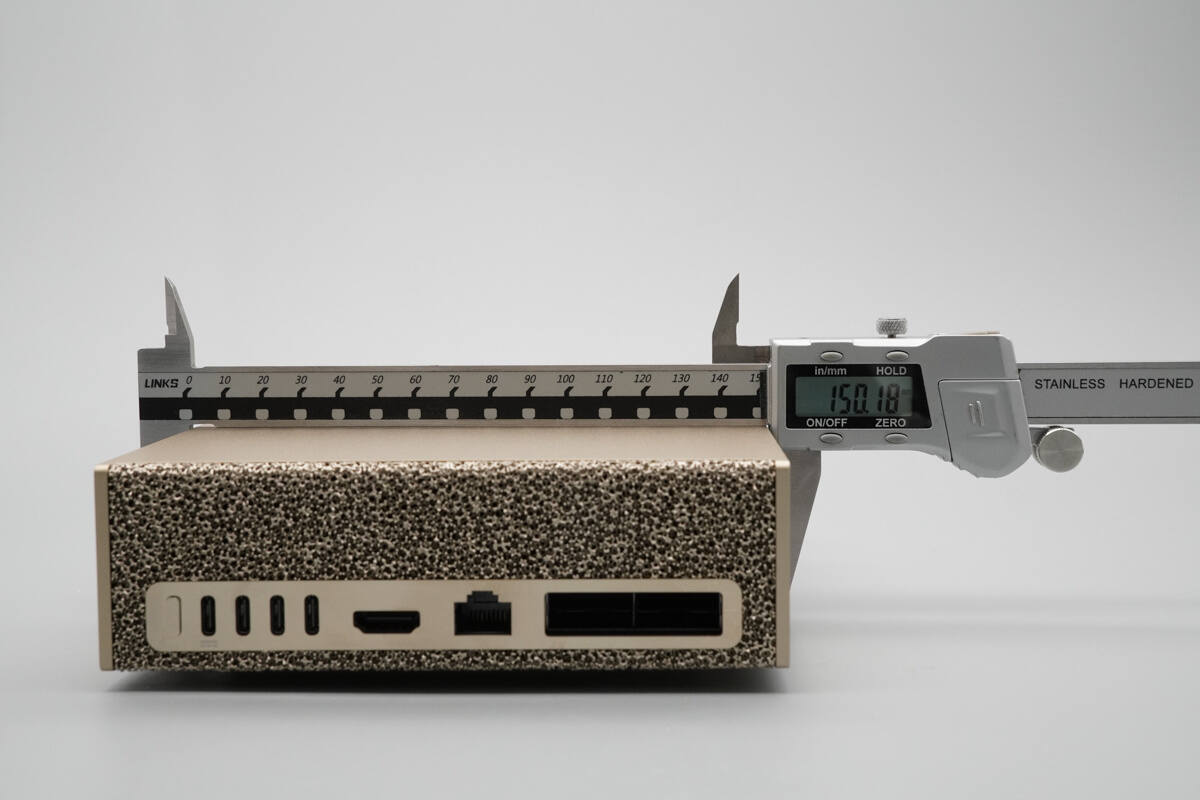 Teardown of NVIDIA DGX Spark 4TB-Chargerlab