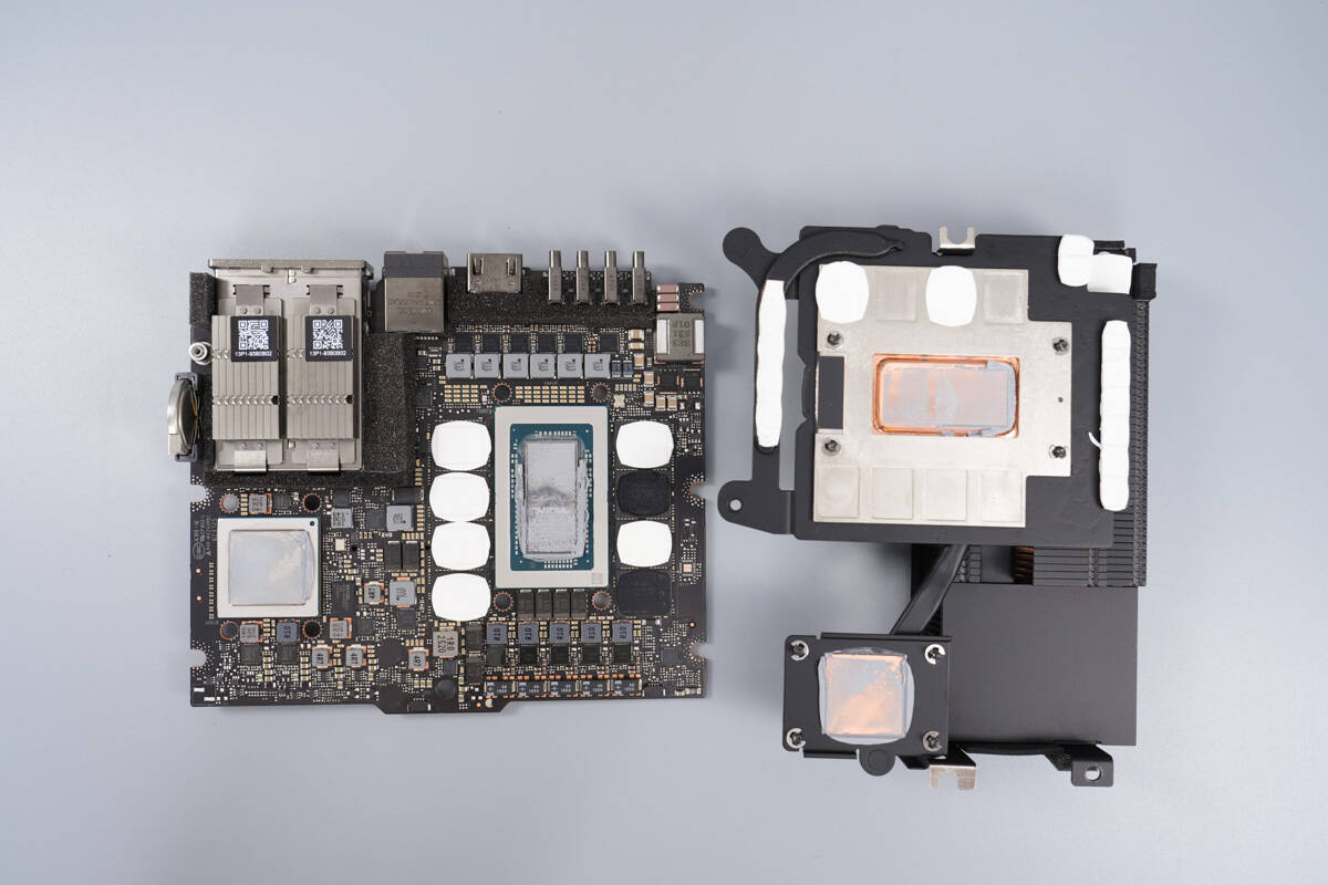 Teardown of NVIDIA DGX Spark 4TB-Chargerlab