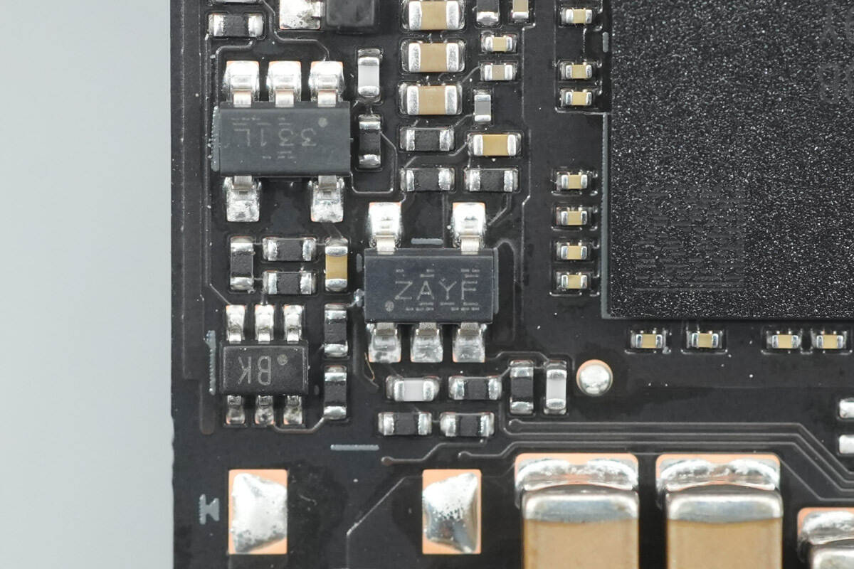 Teardown of NVIDIA DGX Spark 4TB-Chargerlab