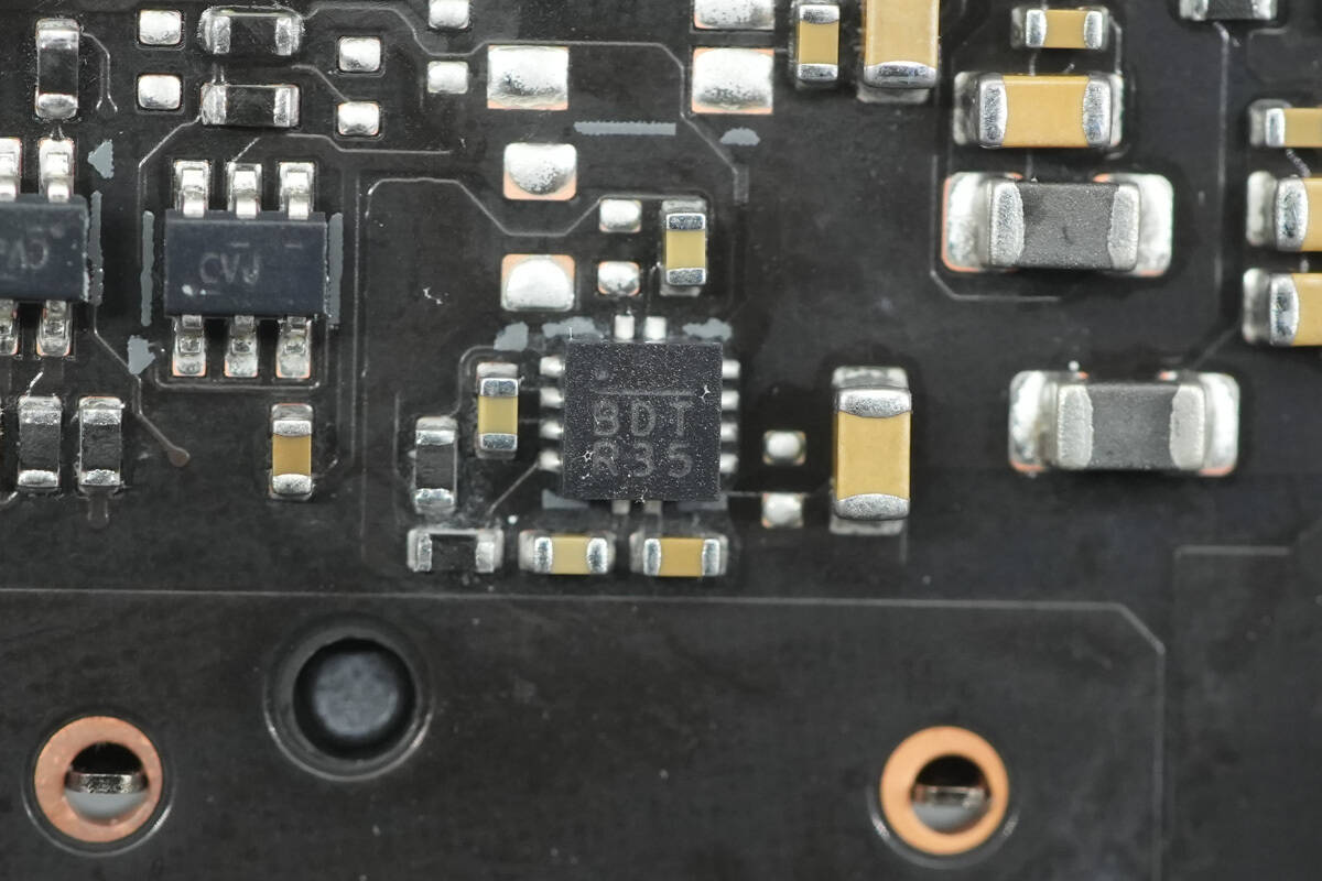Teardown of NVIDIA DGX Spark 4TB-Chargerlab