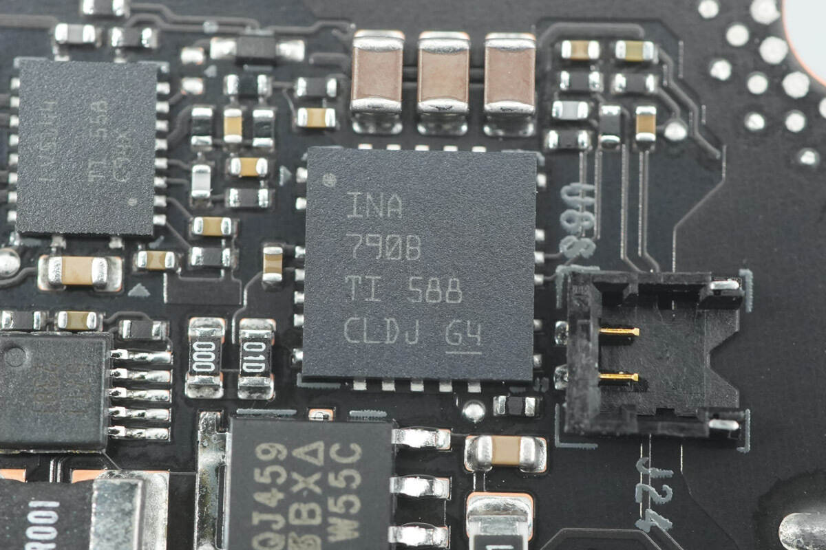 Teardown of NVIDIA DGX Spark 4TB-Chargerlab