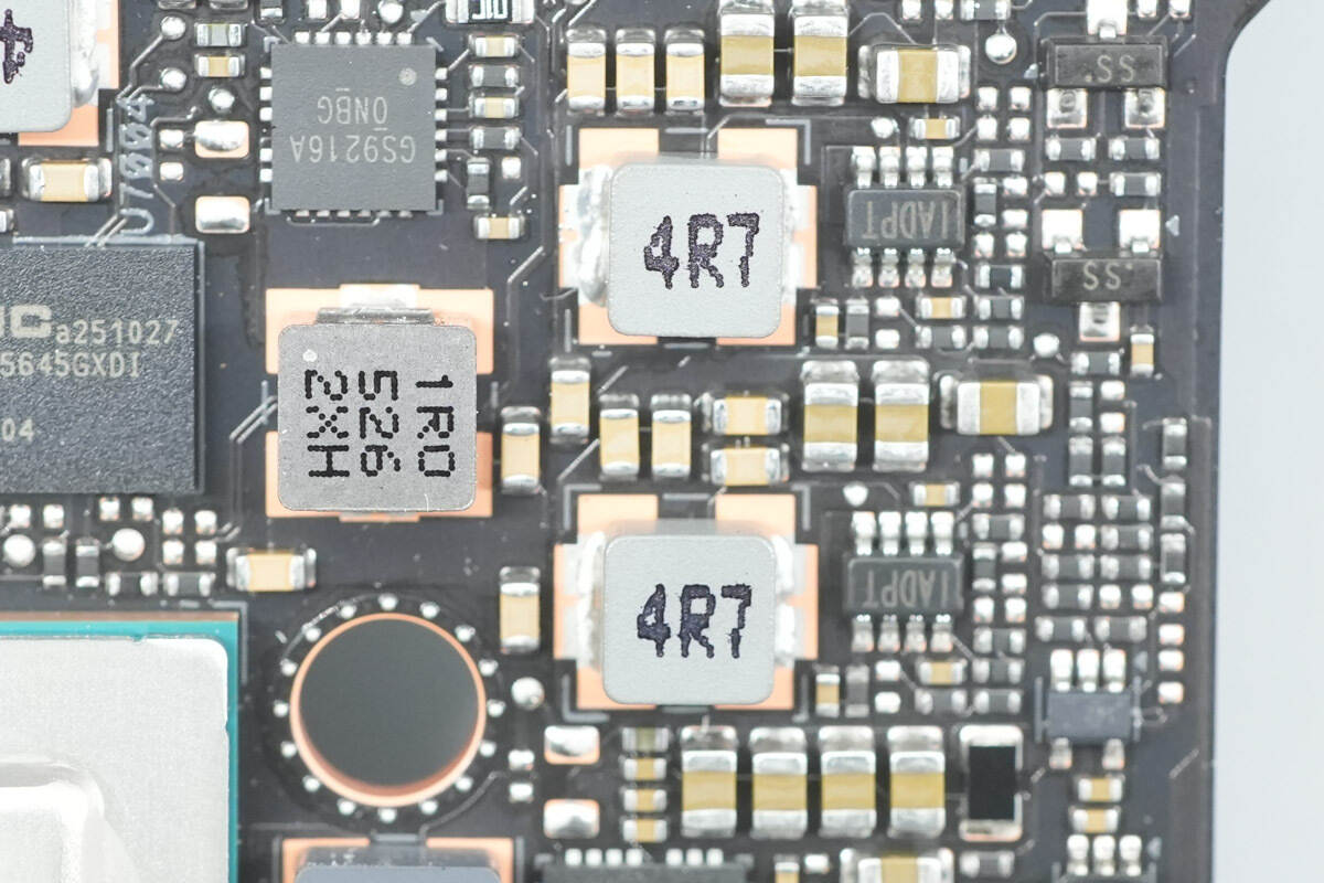 Teardown of NVIDIA DGX Spark 4TB-Chargerlab