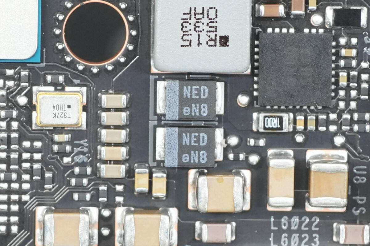 Teardown of NVIDIA DGX Spark 4TB-Chargerlab