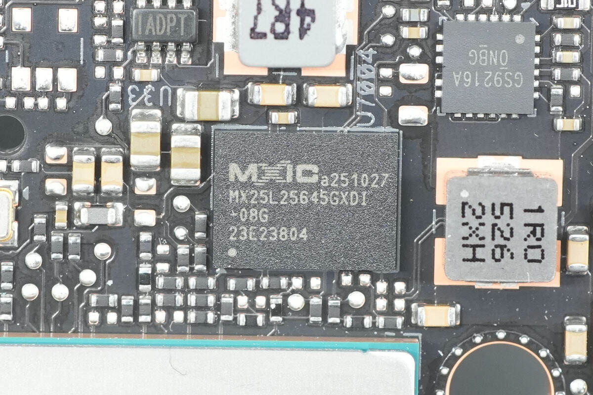 Teardown of NVIDIA DGX Spark 4TB-Chargerlab