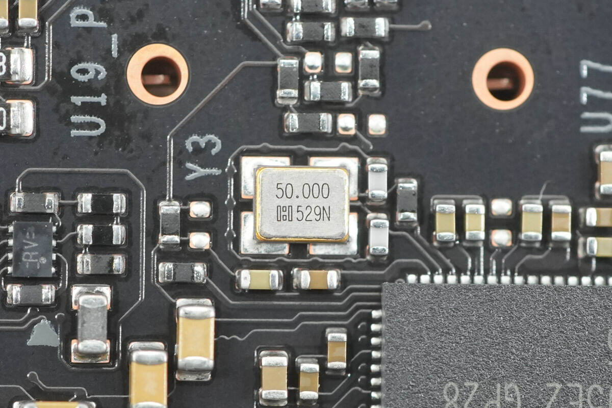 Teardown of NVIDIA DGX Spark 4TB-Chargerlab