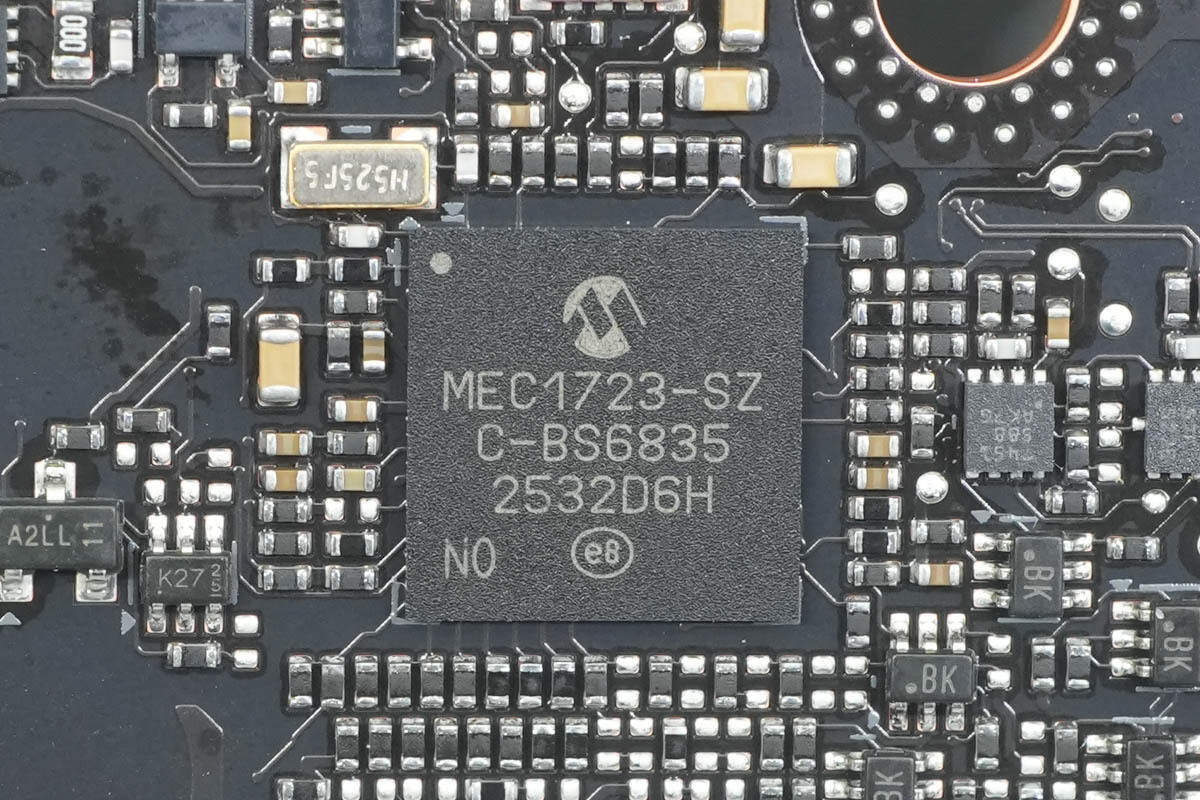 Teardown of NVIDIA DGX Spark 4TB-Chargerlab