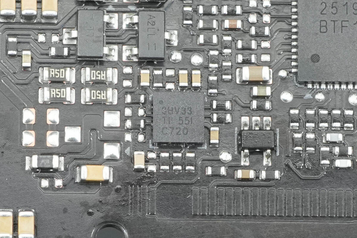 Teardown of NVIDIA DGX Spark 4TB-Chargerlab