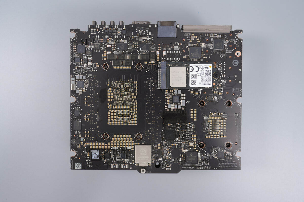 Teardown of NVIDIA DGX Spark 4TB-Chargerlab