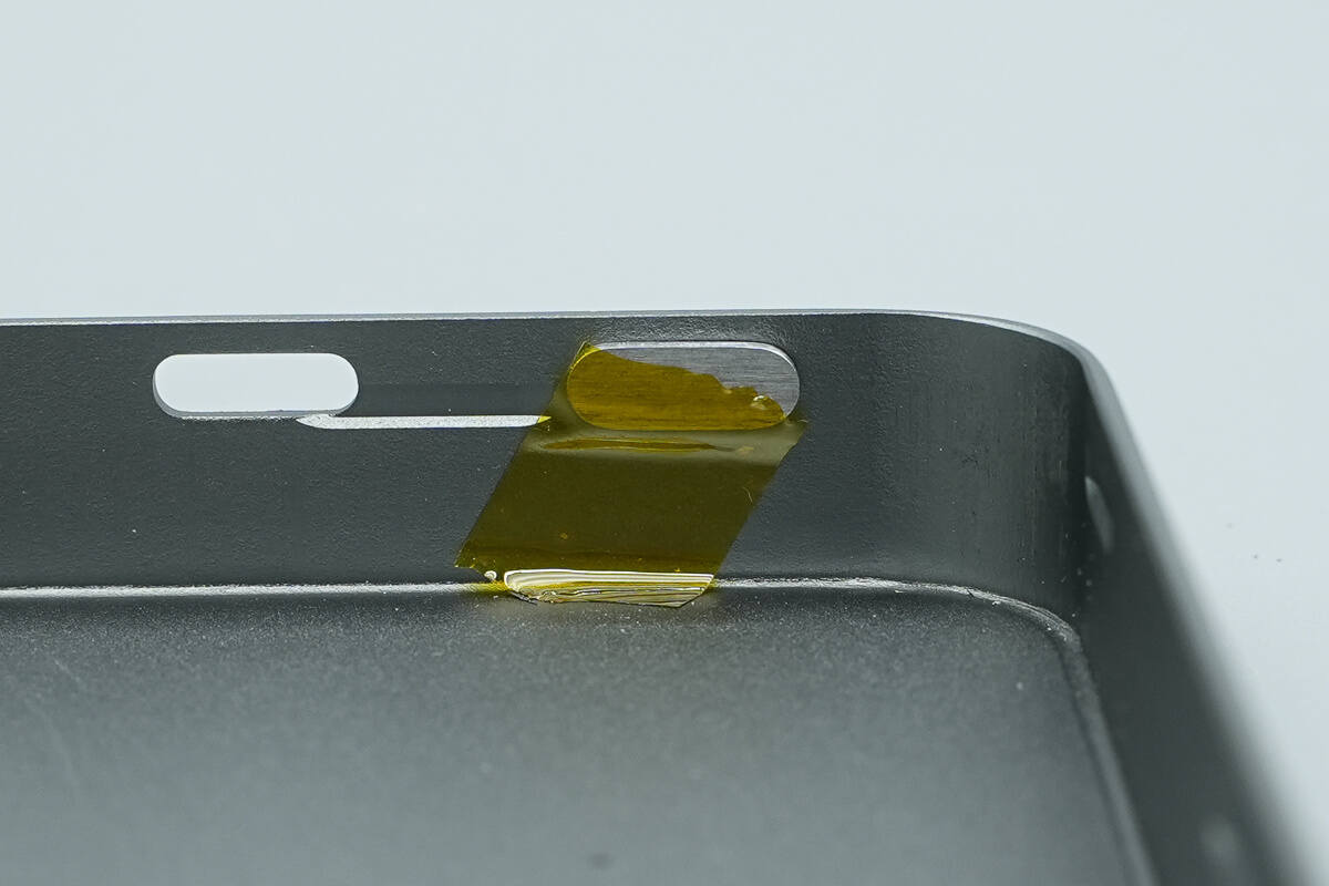 Teardown of BYD Ocean Series Magnetic Power Bank YM117 (Need for Speed Edition)-Chargerlab