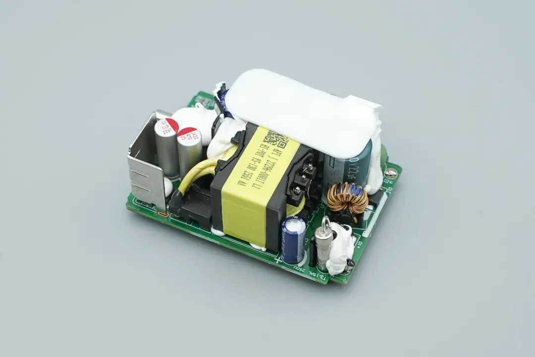 Teardown of Lenovo 68W Original USB-C PD Fast Charger-Chargerlab