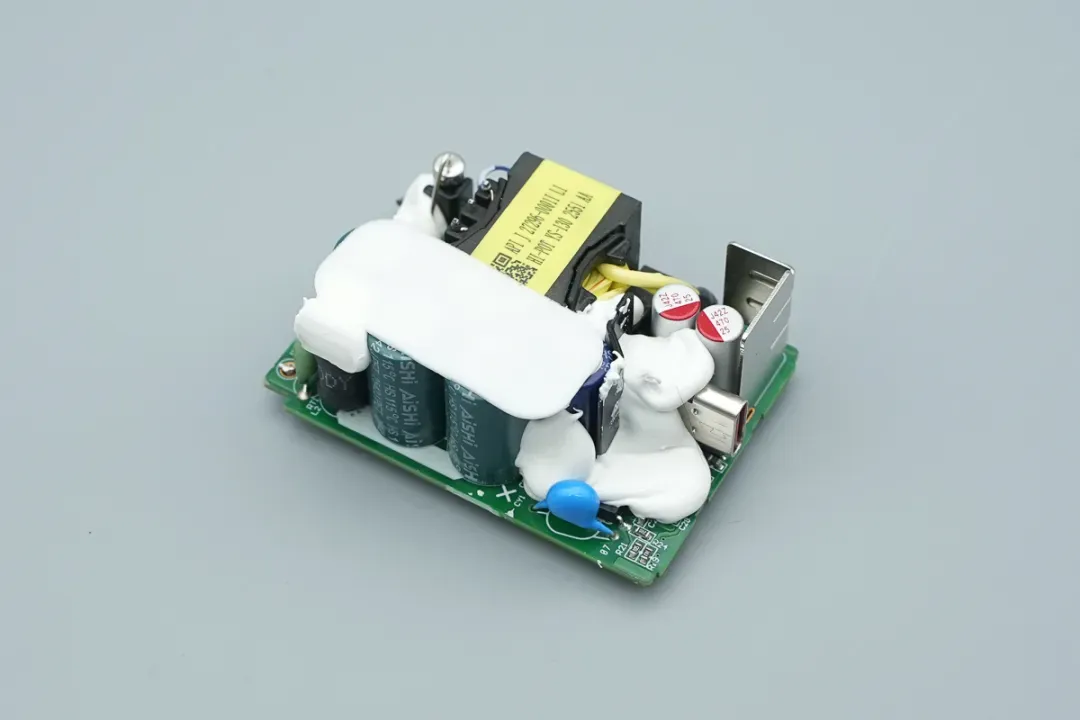 Teardown of Lenovo 68W Original USB-C PD Fast Charger-Chargerlab