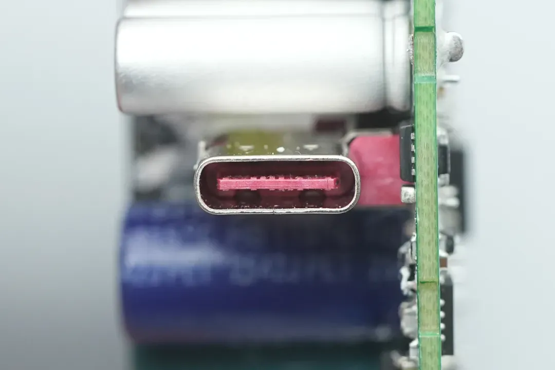 Teardown of Lenovo 68W Original USB-C PD Fast Charger-Chargerlab