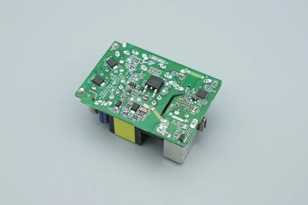 Teardown of Lenovo 68W Original USB-C PD Fast Charger-Chargerlab