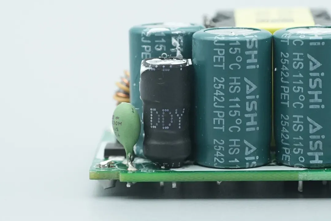 Teardown of Lenovo 68W Original USB-C PD Fast Charger-Chargerlab