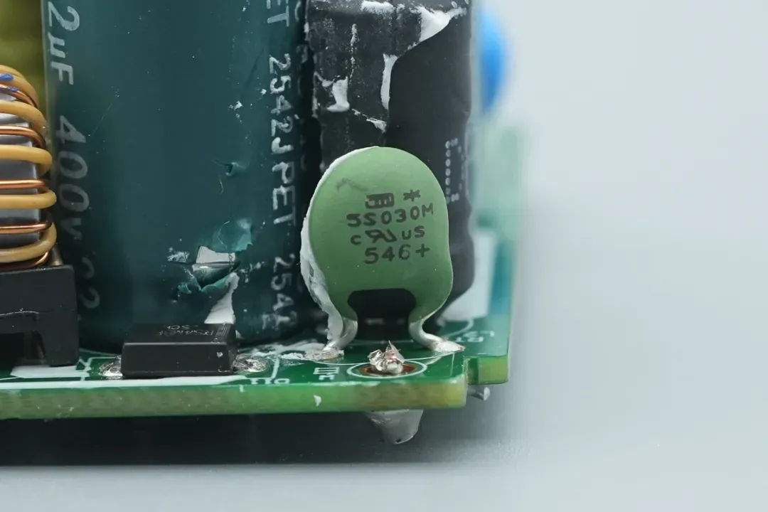 Teardown of Lenovo 68W Original USB-C PD Fast Charger-Chargerlab