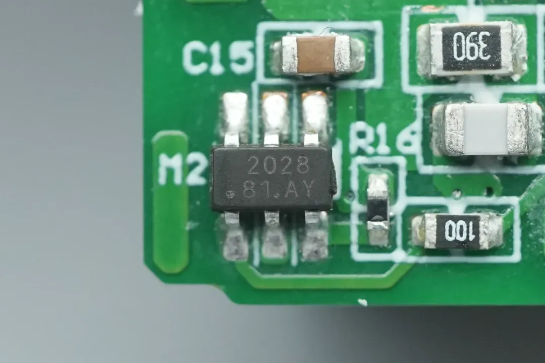 Teardown of Lenovo 68W Original USB-C PD Fast Charger-Chargerlab