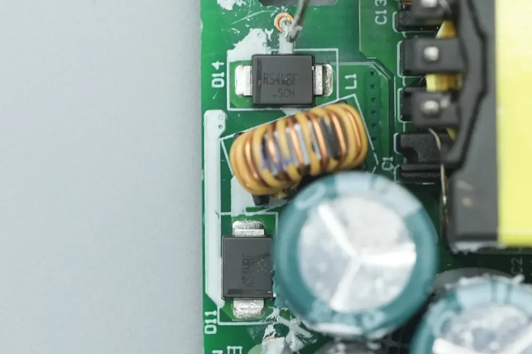 Teardown of Lenovo 68W Original USB-C PD Fast Charger-Chargerlab