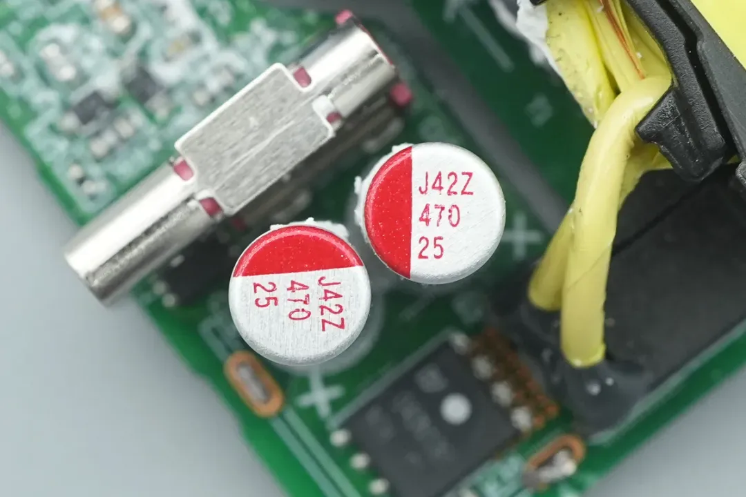 Teardown of Lenovo 68W Original USB-C PD Fast Charger-Chargerlab