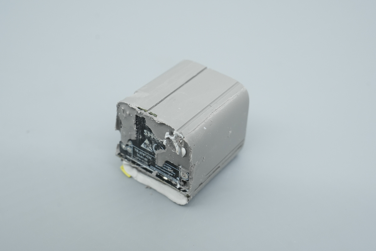 TeardownofBaseus EnerFill FH22 100W GaN PD Fast Charger-Chargerlab