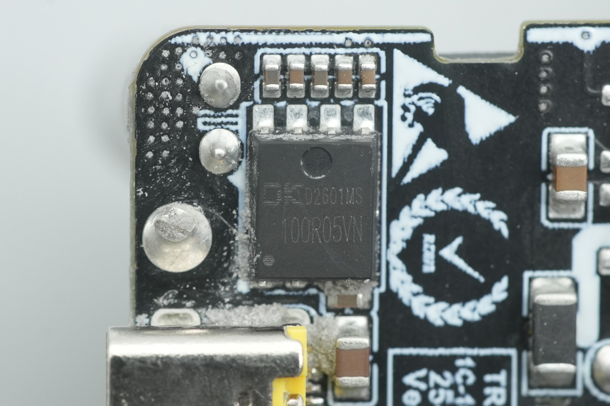 TeardownofBaseus EnerFill FH22 100W GaN PD Fast Charger-Chargerlab