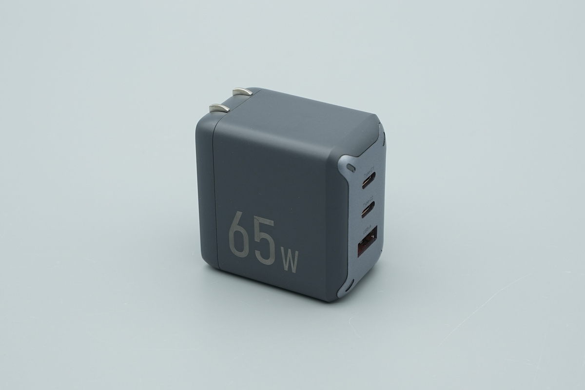 Teardown of the WEX 65W SiC Charger-Chargerlab