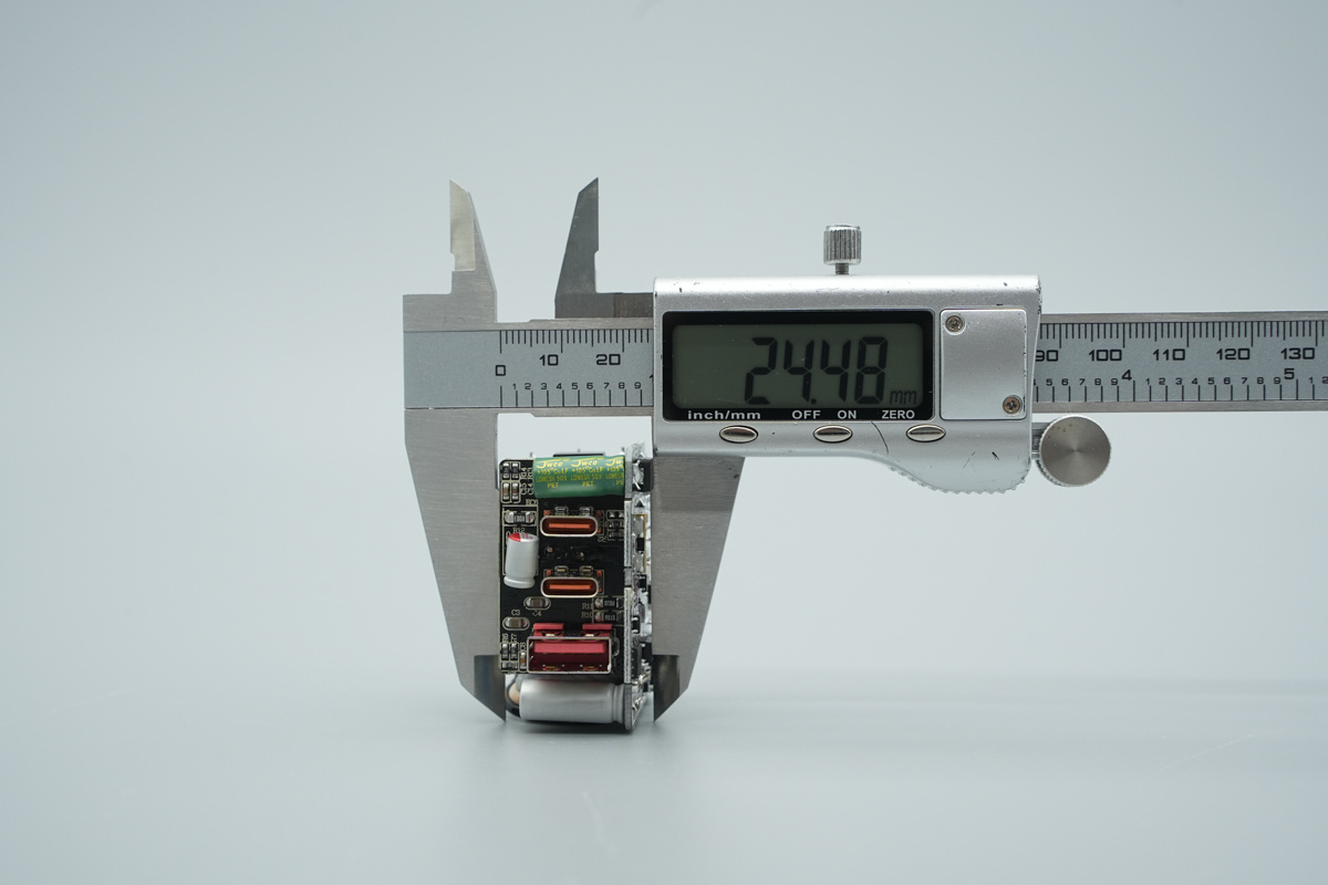 Teardown of the WEX 65W SiC Charger-Chargerlab