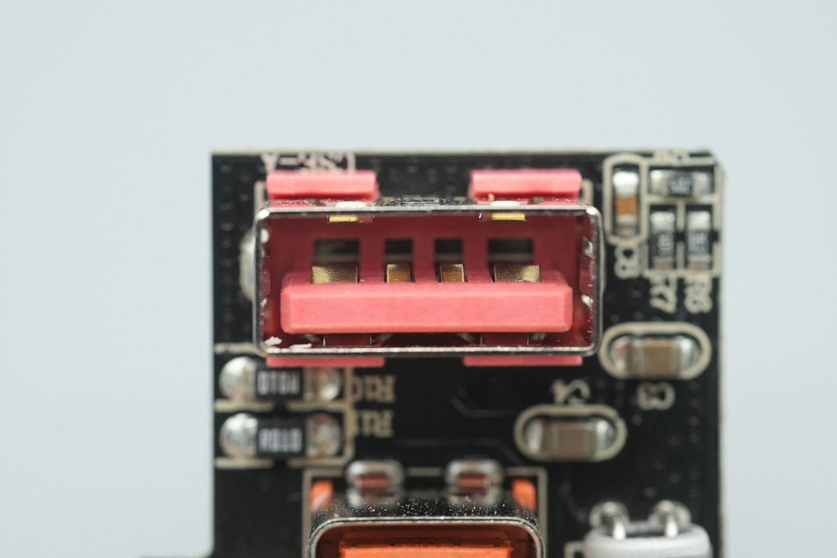 Teardown of the WEX 65W SiC Charger-Chargerlab