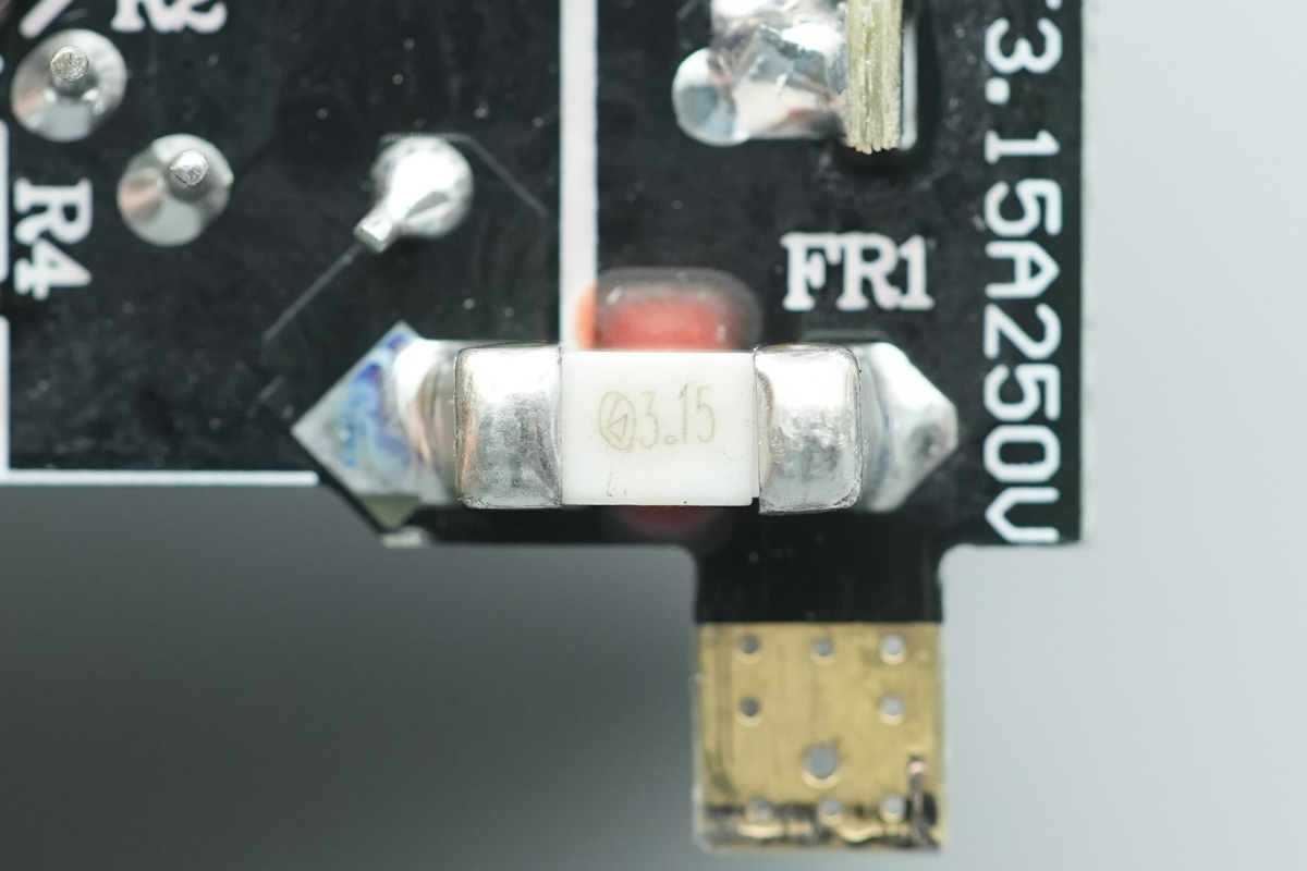 Teardown of the WEX 65W SiC Charger-Chargerlab