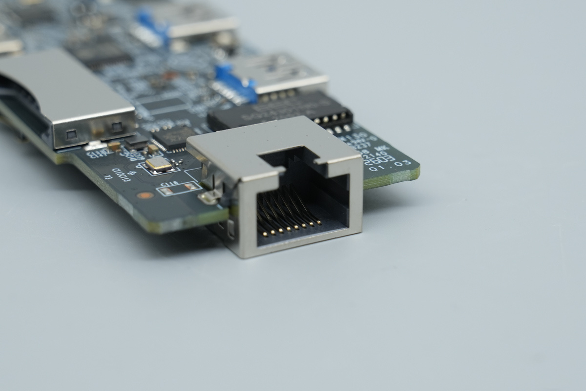 Teardown oftp-link 9-in-1 Docking Station-Chargerlab