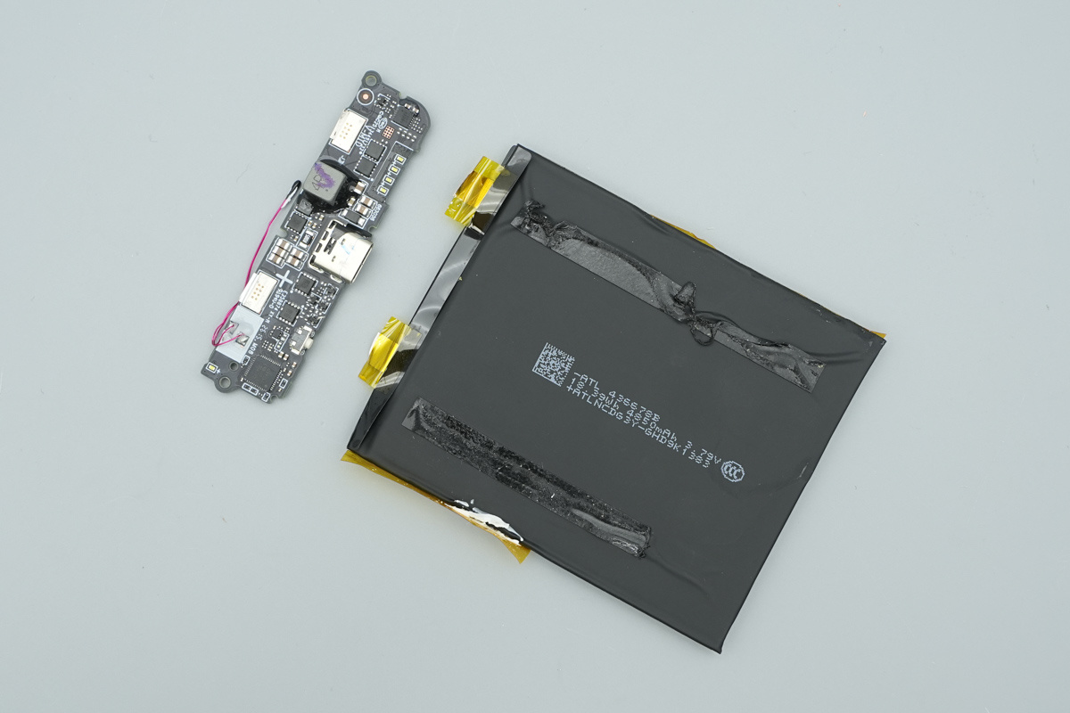 Teardown of the Xiaomi Ultra Slim Power Bank 10,000mAh 45W-Chargerlab