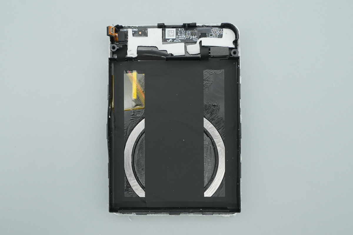 Teardown of the Xiaomi Ultra Slim Power Bank 10,000mAh 45W-Chargerlab