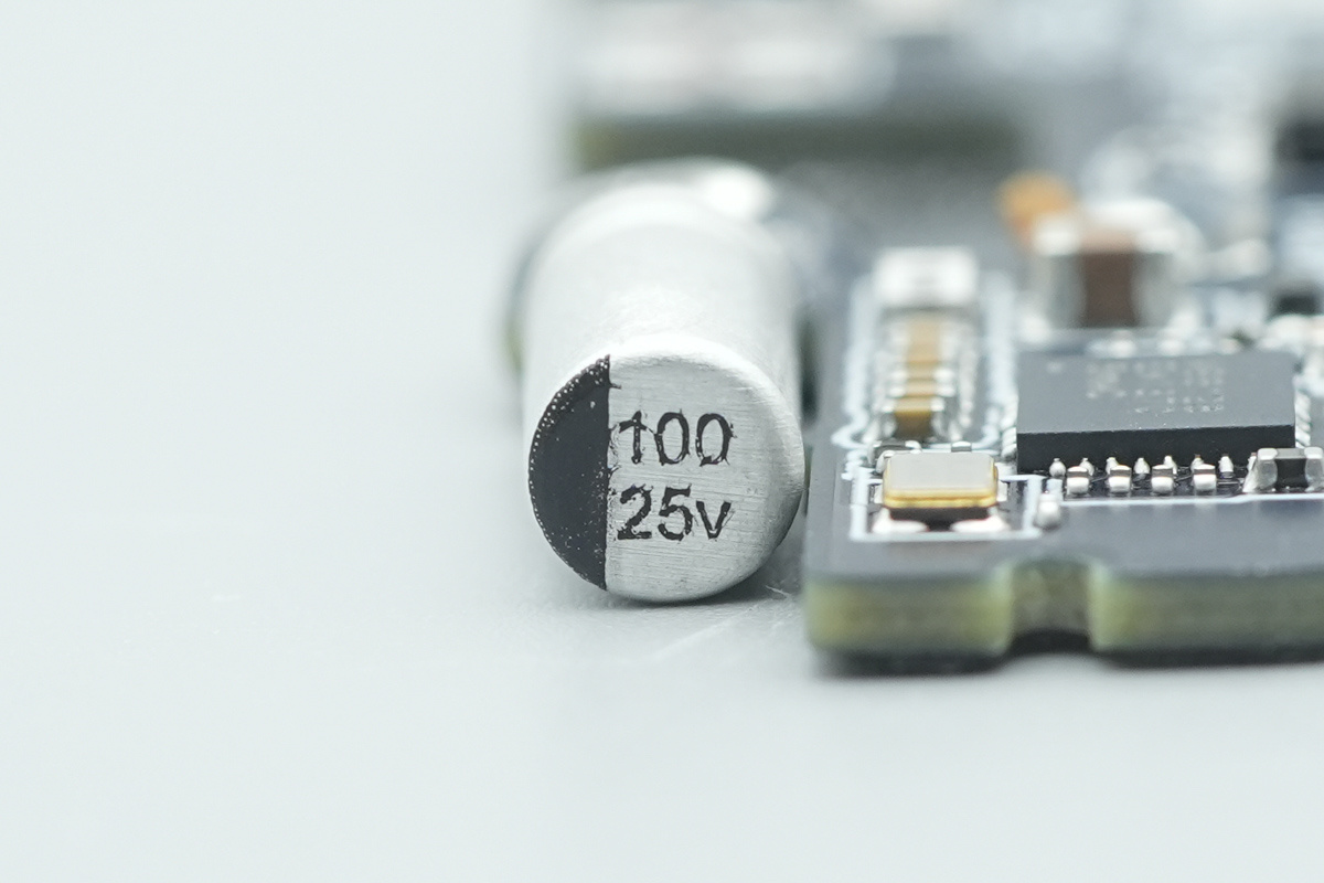 Teardown of the Xiaomi Ultra Slim Power Bank 10,000mAh 45W-Chargerlab