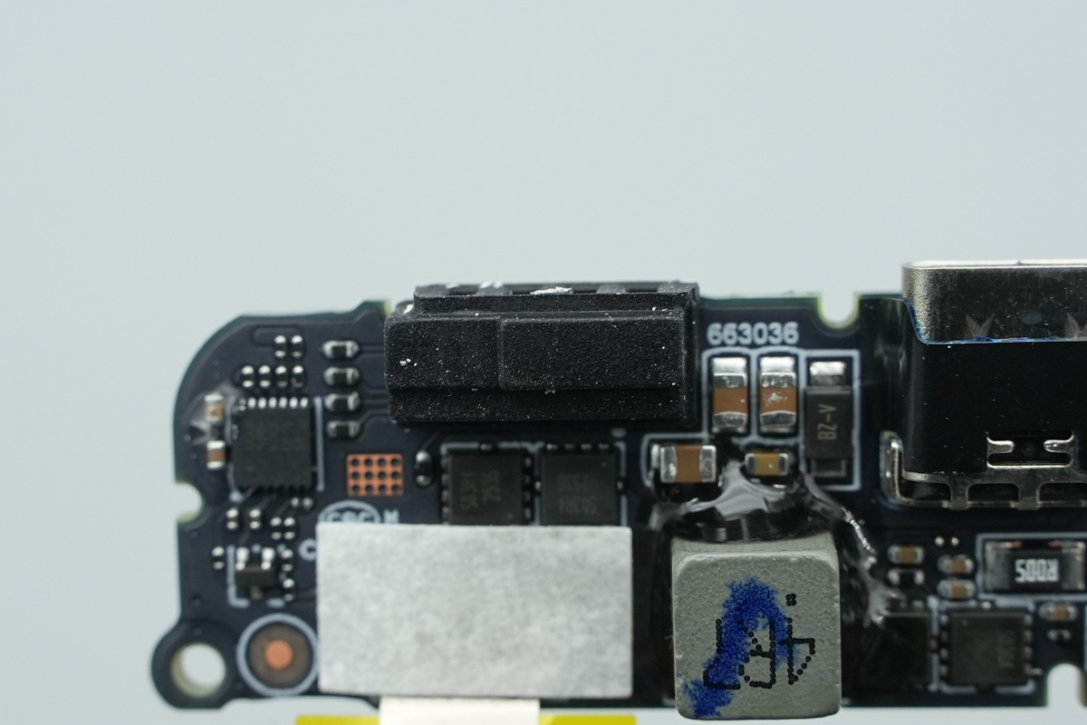 Teardown of the Xiaomi Ultra Slim Power Bank 10,000mAh 45W-Chargerlab