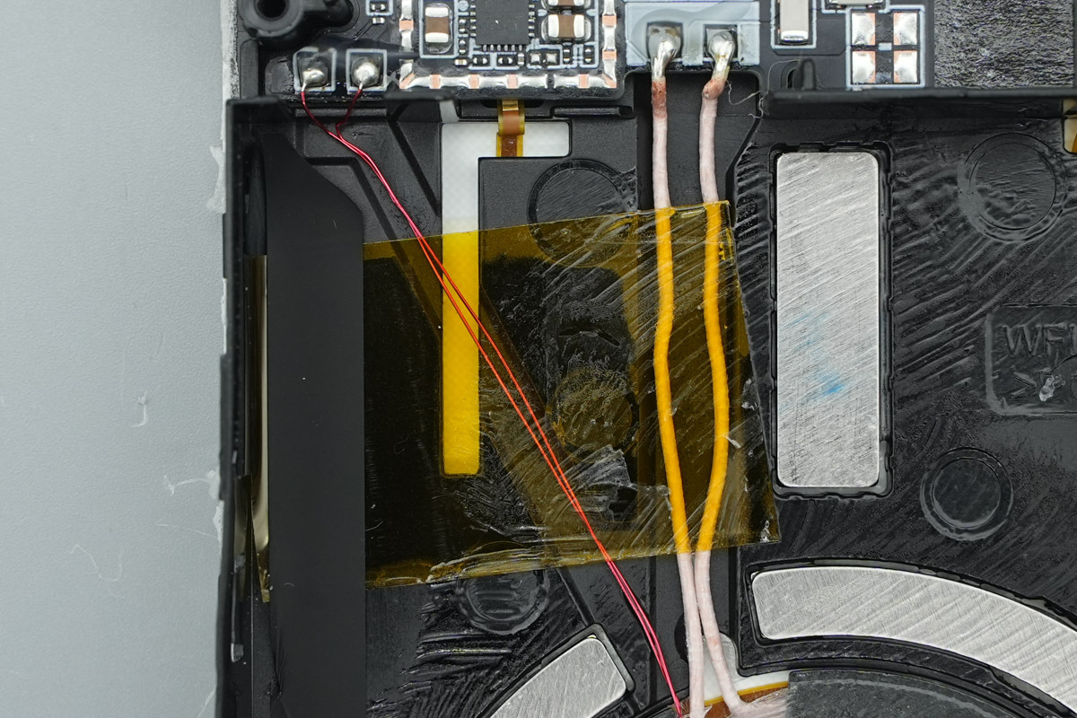 Teardown of the Xiaomi Ultra Slim Power Bank 10,000mAh 45W-Chargerlab