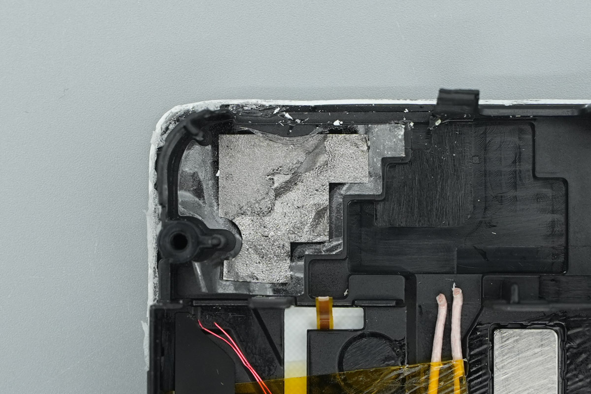 Teardown of the Xiaomi Ultra Slim Power Bank 10,000mAh 45W-Chargerlab