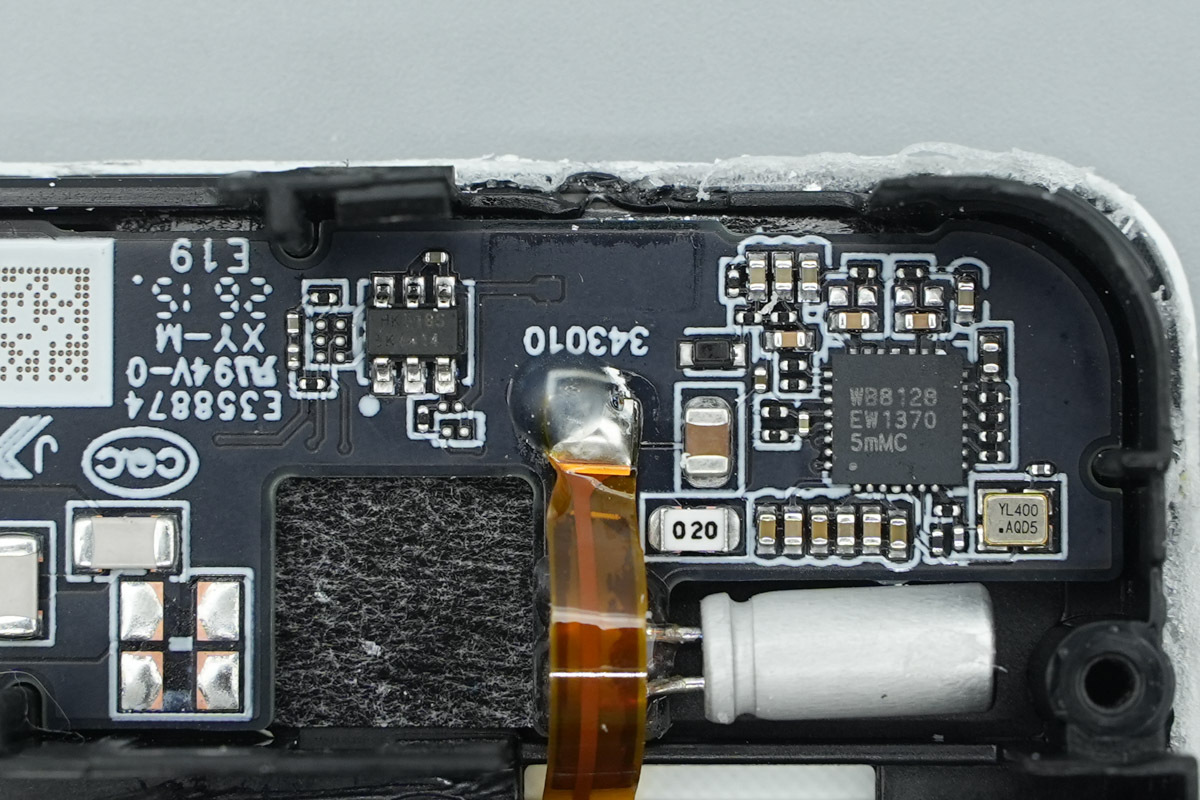 Teardown of the Xiaomi Ultra Slim Power Bank 10,000mAh 45W-Chargerlab