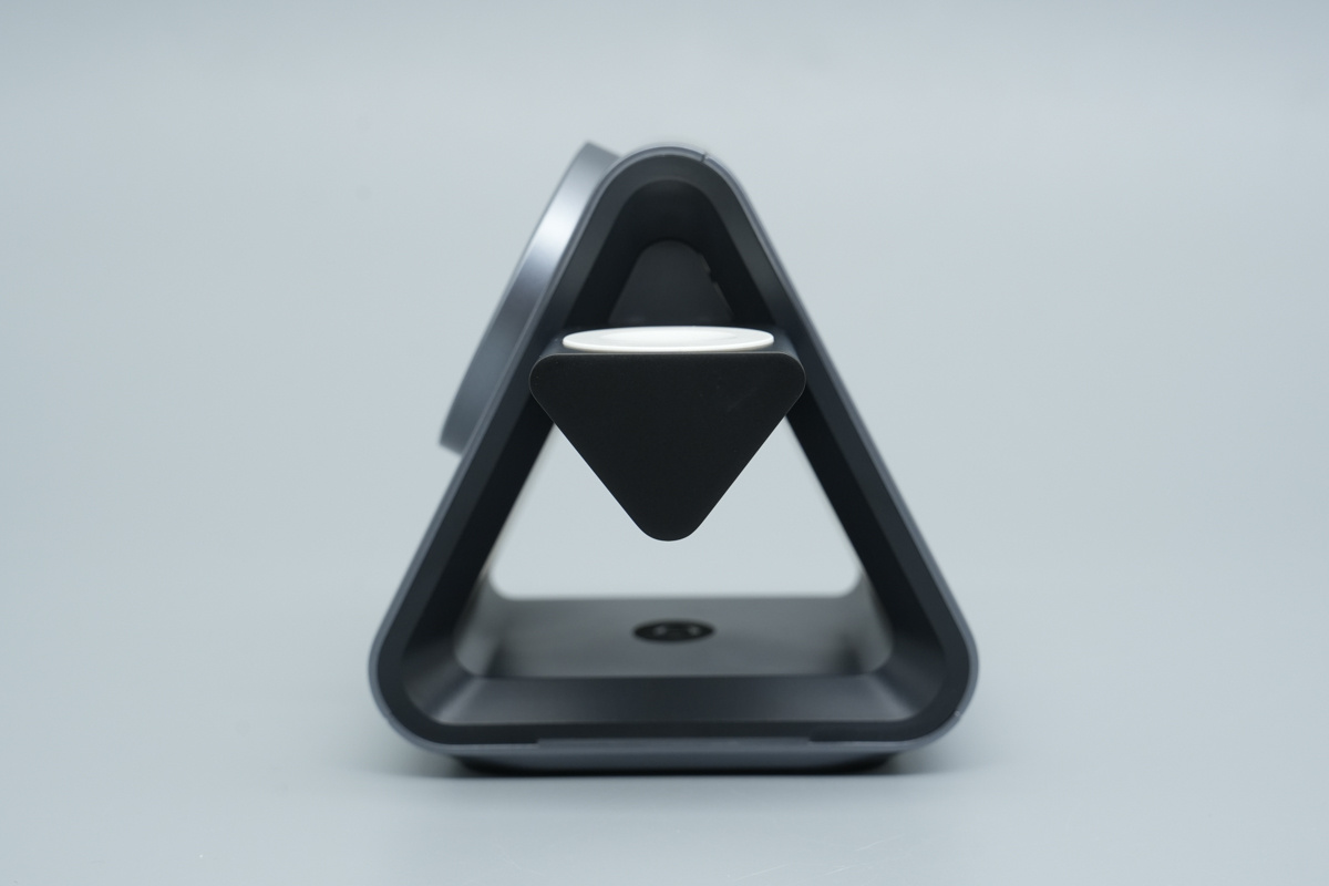 Teardown of the Anker737 MagGo 3-in-1 Wireless Charger-Chargerlab