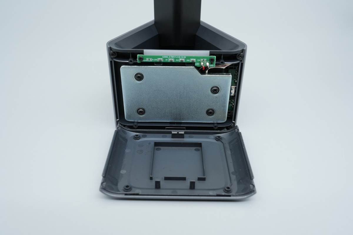 Teardown of the Anker737 MagGo 3-in-1 Wireless Charger-Chargerlab