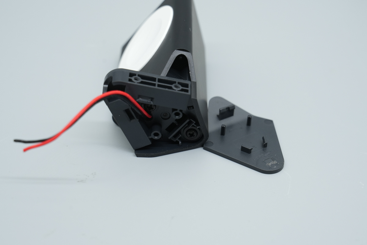 Teardown of the Anker737 MagGo 3-in-1 Wireless Charger-Chargerlab