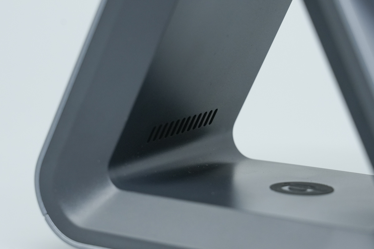 Teardown of the Anker737 MagGo 3-in-1 Wireless Charger-Chargerlab