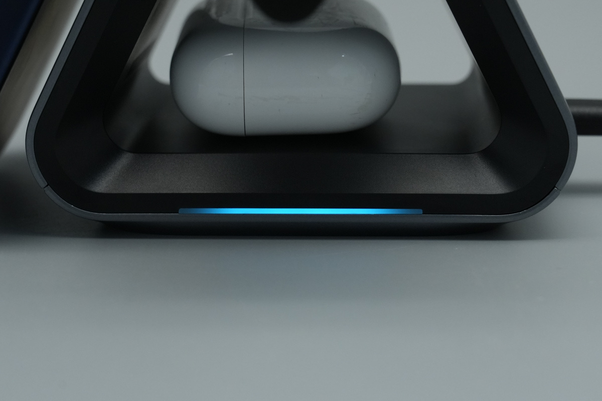 Teardown of the Anker737 MagGo 3-in-1 Wireless Charger-Chargerlab