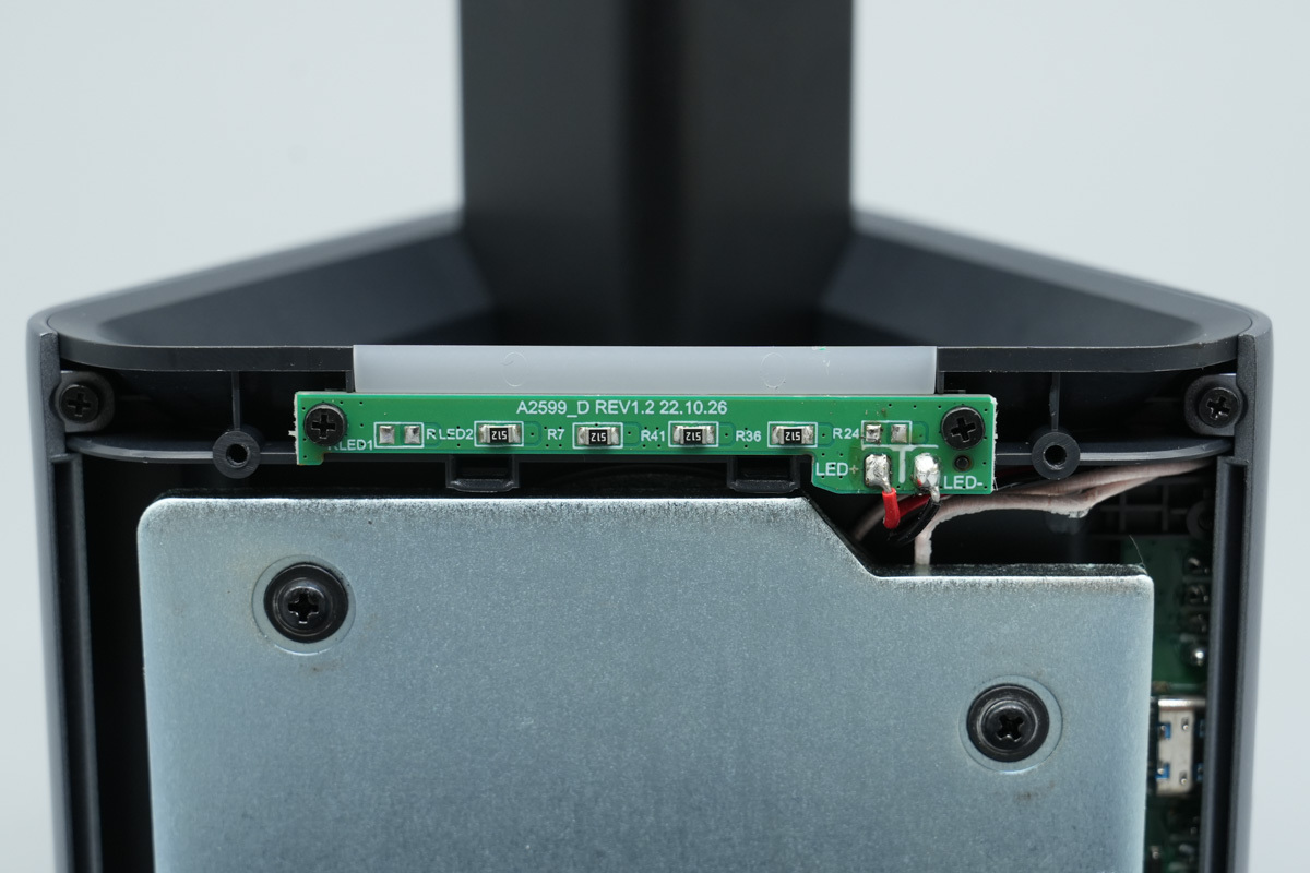 Teardown of the Anker737 MagGo 3-in-1 Wireless Charger-Chargerlab